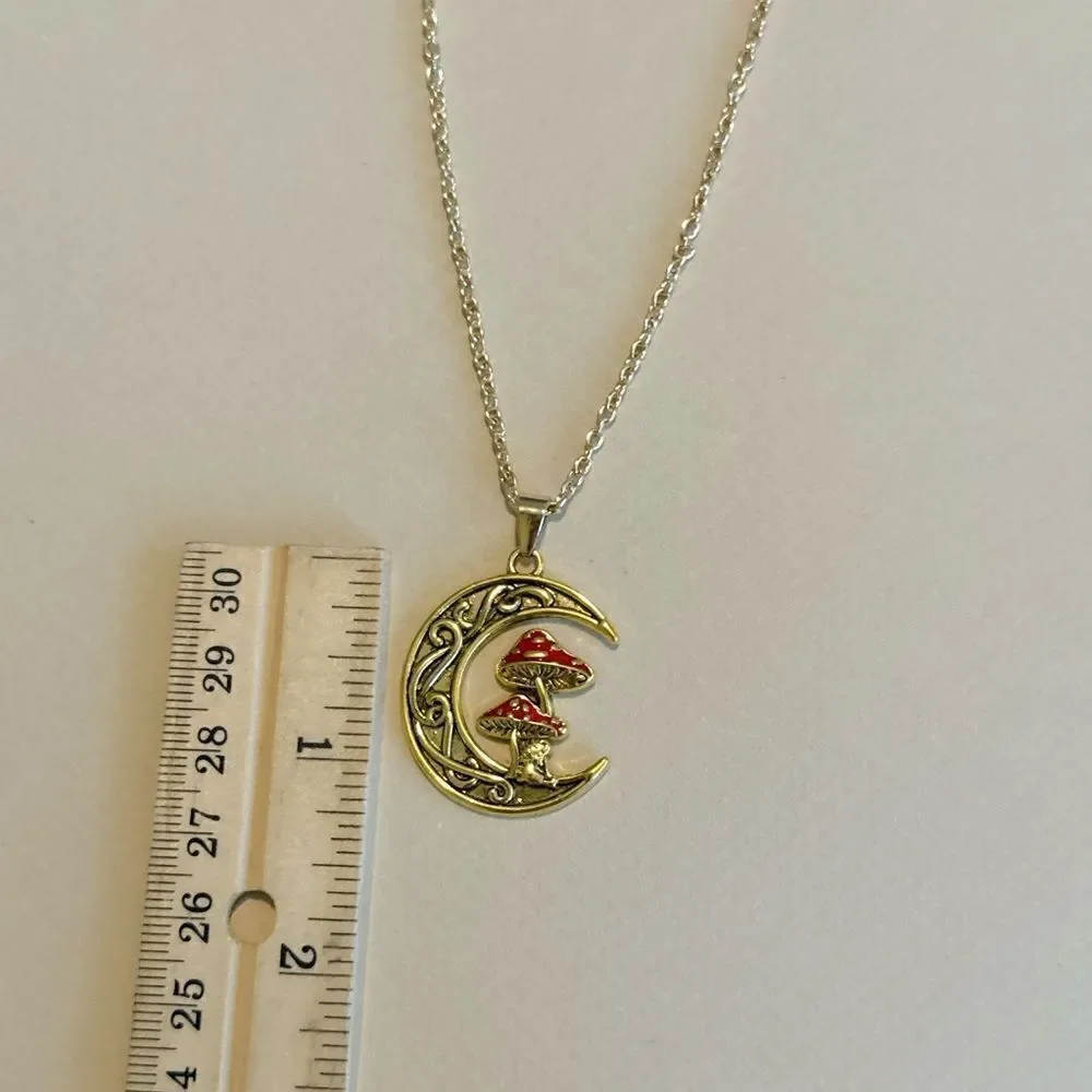 Mushroom necklace M890